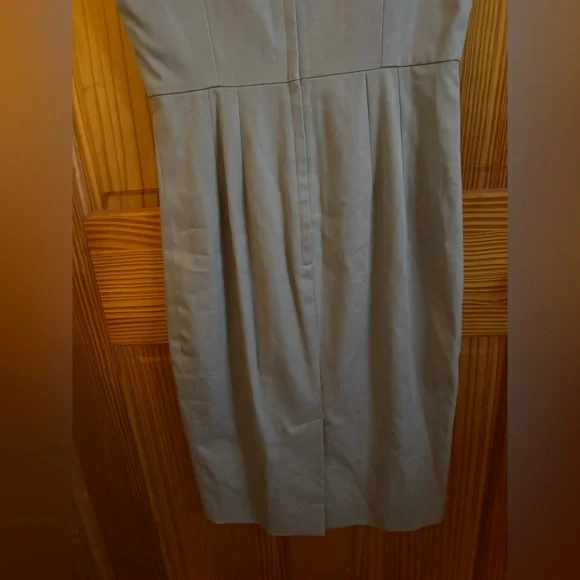 Dolce & Gabbana Midi Dress in Cream with Cap Sleeves - Picture 6 of 11